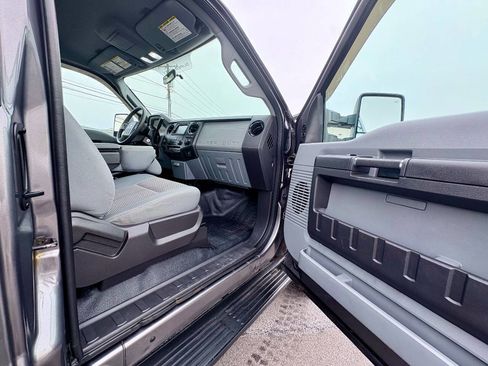 Used 2012 Ford F250 XL w/ PWR Equipment Group image 19