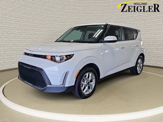 Certified 2025 Kia Soul LX w/ LX Technology Package FWD video 1