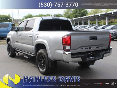 Used 2022 Toyota Tacoma SR5 RWD image 9