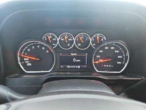 Used 2021 Chevrolet Silverado 1500 LT Trail Boss w/ Convenience Package II image 10