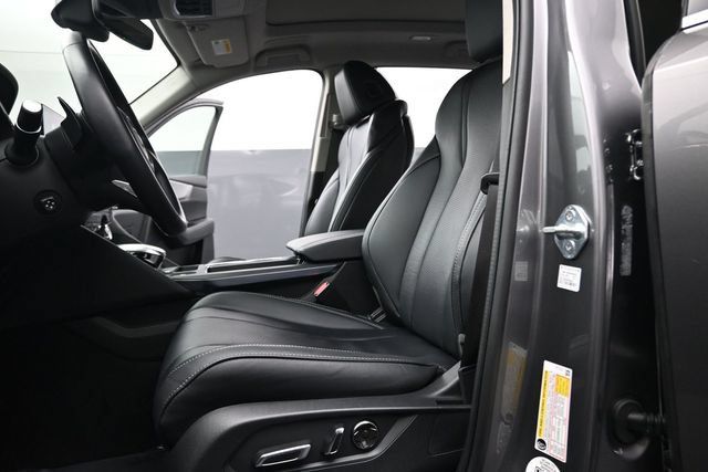 Used 2025 Acura MDX w/ Technology Package FWD image 17