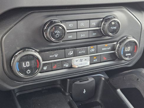 Used 2025 Ford Bronco Outer Banks w/ Sasquatch Package AWD/4WD image 15