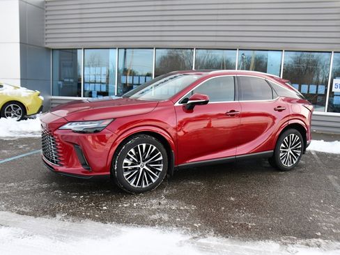 Used 2024 Lexus RX 350 Premium Plus w/ Convenience Package image 2
