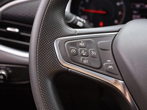 Used 2024 Chevrolet Malibu LT FWD image 11