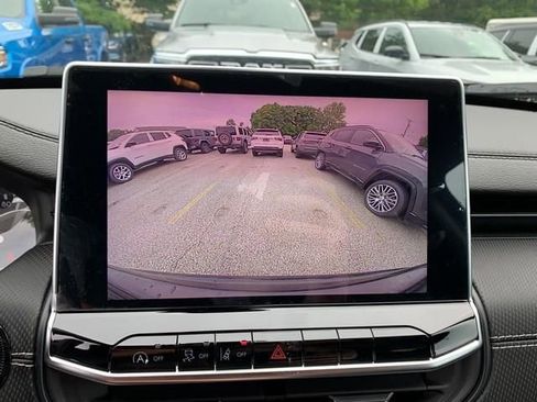 New 2024 Jeep Compass Latitude w/ Convenience Group image 14