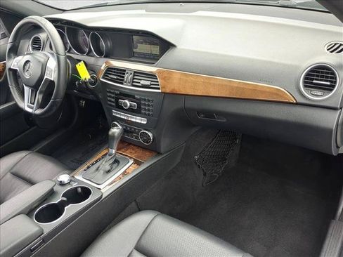 Used 2014 Mercedes-Benz C 250 Sedan image 20