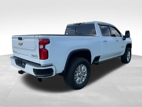Used 2022 Chevrolet Silverado 2500 High Country w/ Z71 Off-Road Package AWD/4WD image 8