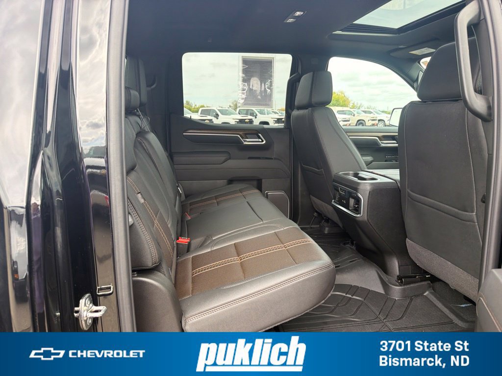 Certified 2026 Chevrolet Silverado 1500 High Country w/ Midnight Edition AWD/4WD image 40