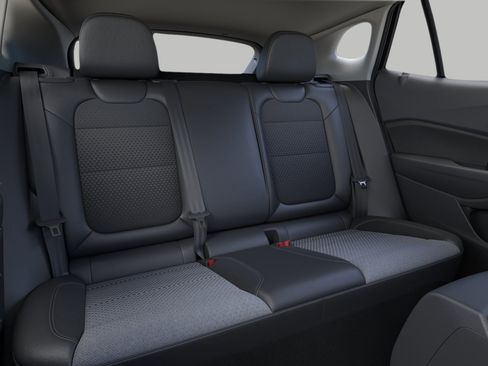 New 2026 Chevrolet Trax LT w/ Sunroof Package FWD image 17