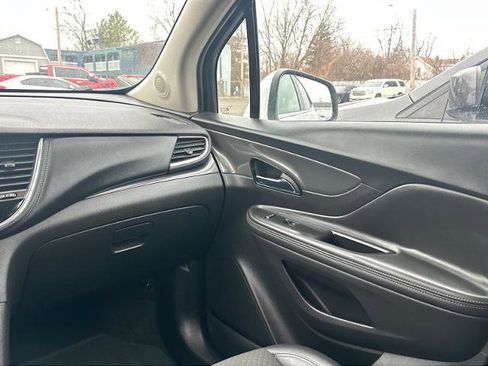Used 2018 Buick Encore Preferred image 10