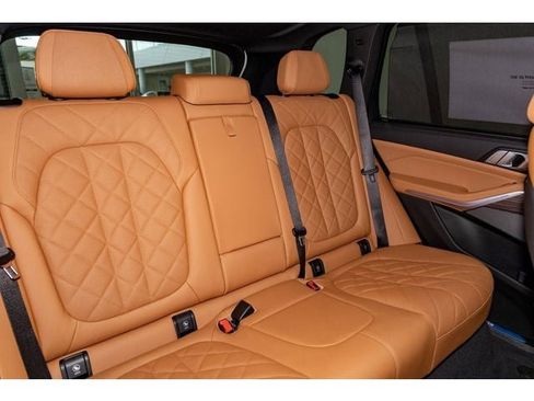 New 2026 BMW X5 xDrive40i AWD/4WD image 74
