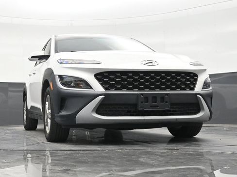Used 2023 Hyundai Kona SE FWD image 25