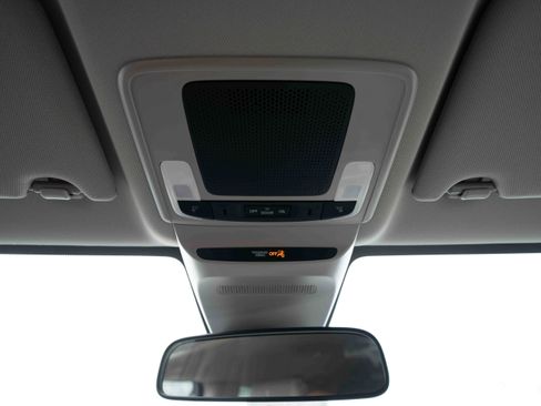 New 2026 Honda HR-V LX image 18
