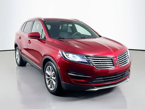 Used 2017 Lincoln MKC Select w/ Select Plus Package image 2