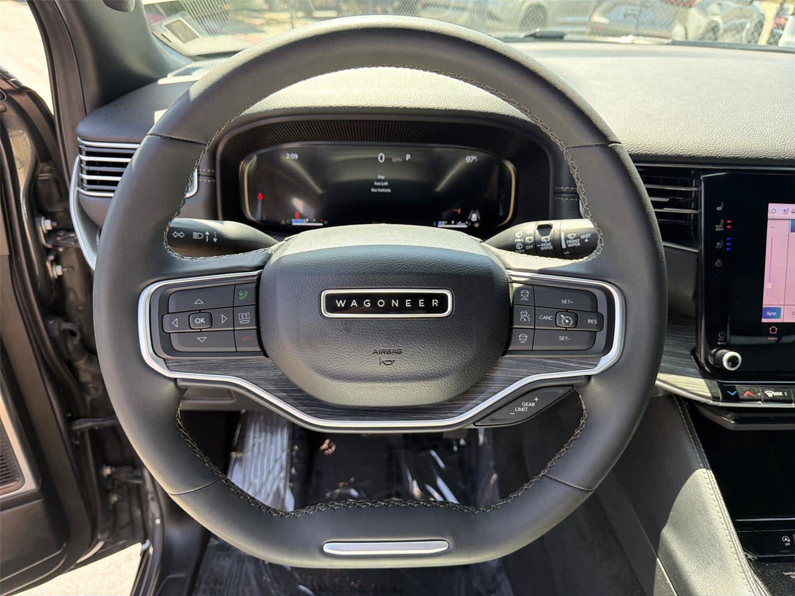 Used 2024 Jeep Wagoneer Series III AWD/4WD image 16
