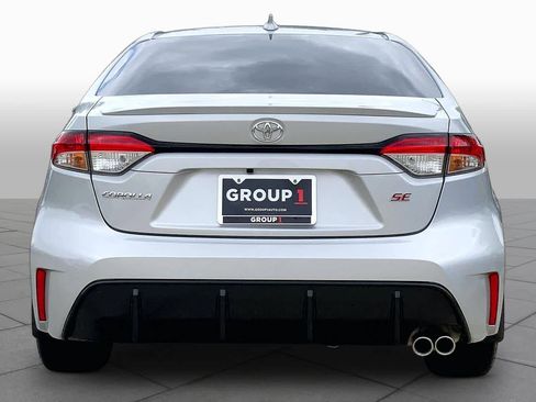 Used 2025 Toyota Corolla SE FWD image 7