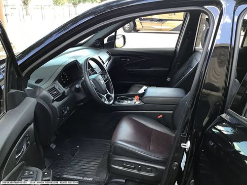Used 2024 Honda Ridgeline Black Edition image 14