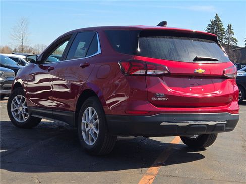 Used 2023 Chevrolet Equinox LT FWD image 12