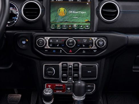 Used 2023 Jeep Wrangler Unlimited Rubicon 4xe w/ Cold Weather Group AWD/4WD image 26