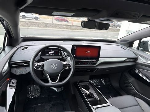Used 2023 Volkswagen ID.4 Pro S Plus image 13