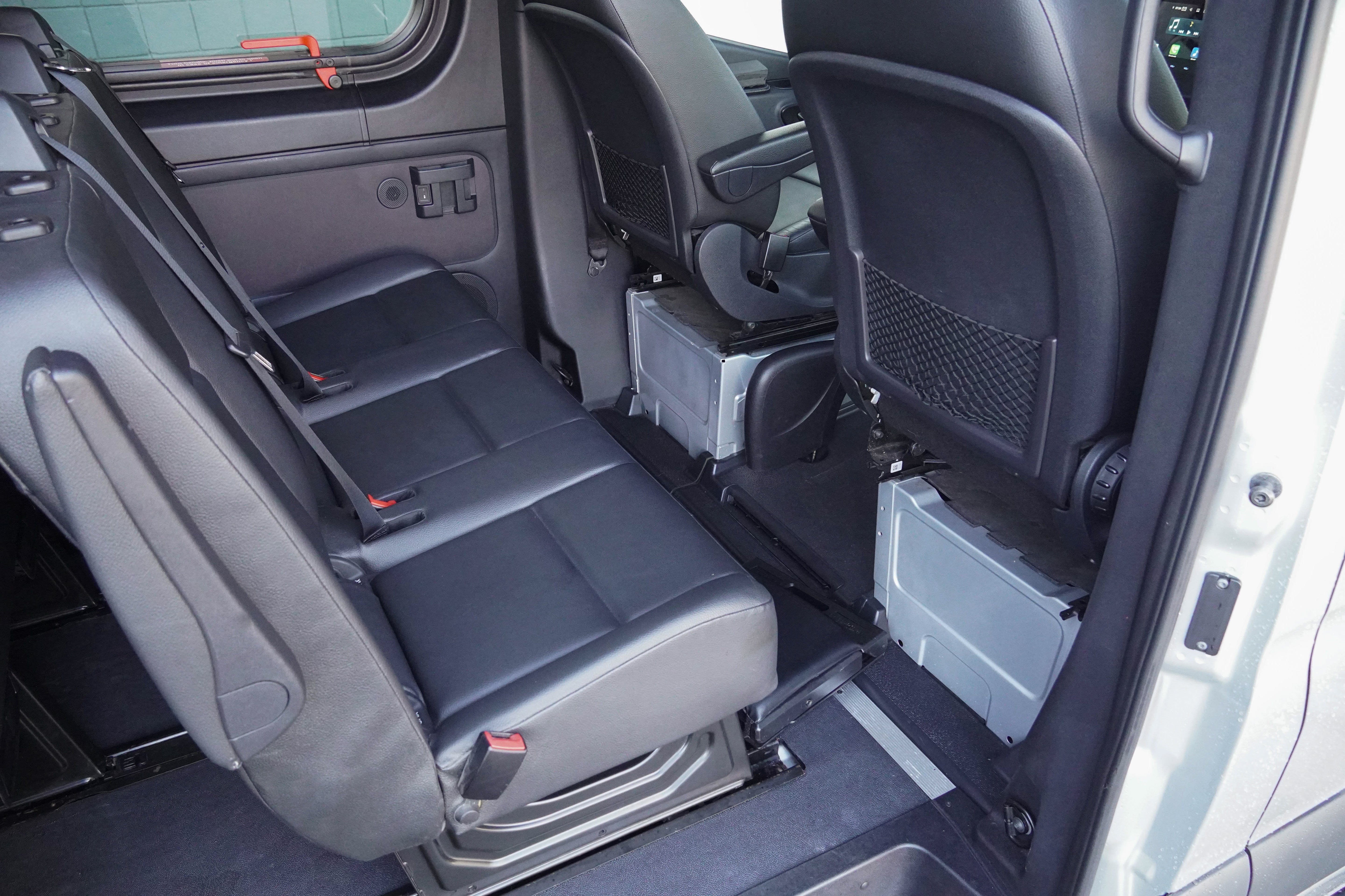 Used 2019 Mercedes-Benz Sprinter 2500 image 32