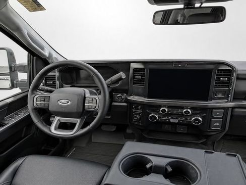 Used 2026 Ford F250 Lariat AWD/4WD image 22