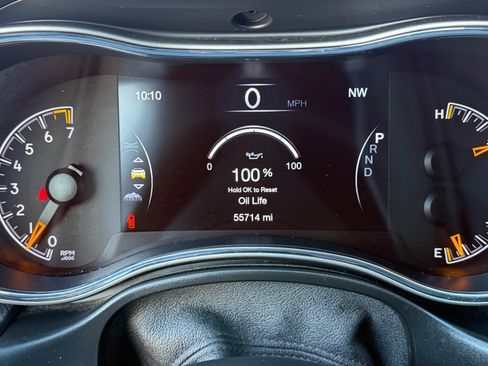 Used 2019 Jeep Grand Cherokee Limited w/ Luxury Group II image 34