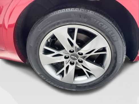 Used 2023 Genesis GV70 3.5T Sport AWD/4WD image 11