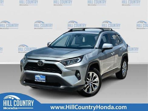 Used 2021 Toyota RAV4 XLE Premium FWD image 1