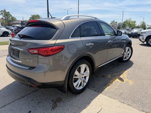 Used 2013 INFINITI FX37 AWD w/ Premium Pkg image 6