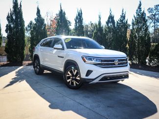 Used 2022 Volkswagen Atlas Cross Sport SE video 2