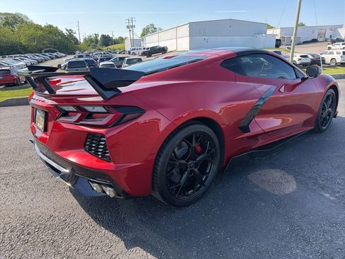 Used 2022 Chevrolet Corvette Stingray Premium Cpe w/ Z51 Performance Package RWD image 3