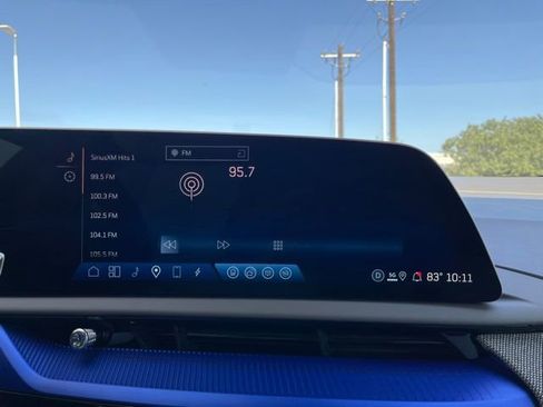 Used 2025 Cadillac Optiq Luxury 1 image 19