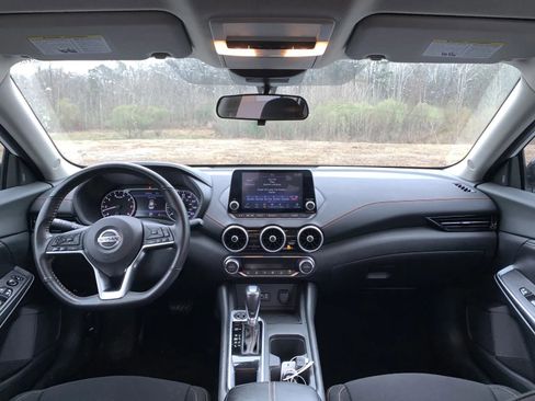 Used 2023 Nissan Sentra SR w/ Midnight Edition Package image 13