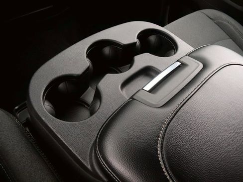 Used 2024 RAM 2500 Big Horn w/ Safety Group image 21