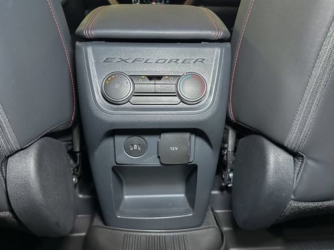 Used 2026 Ford Explorer ST-Line w/ ST-Line Street Pack AWD/4WD image 26