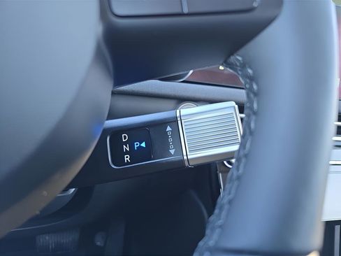 New 2025 Hyundai Tucson Limited image 33