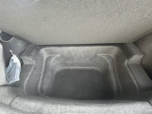 Used 2026 Tesla Model Y Long Range AWD/4WD image 13