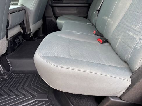 Used 2018 RAM 2500 Tradesman w/ Chrome Appearance Group AWD/4WD image 19