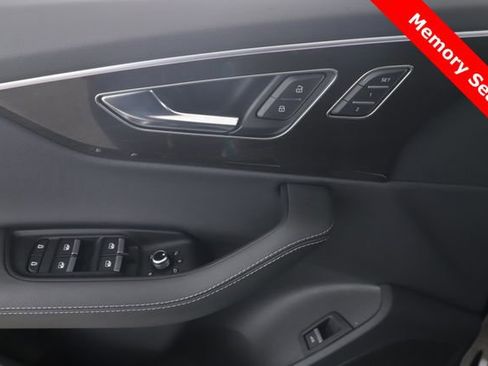 Used 2025 Audi Q7 2.0T Premium Plus image 20