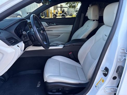 Certified 2023 Cadillac CT4 Premium Luxury AWD/4WD image 13