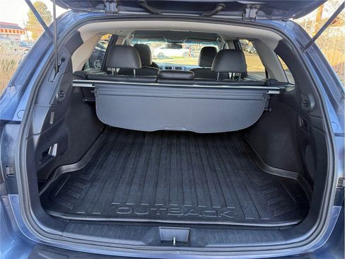 Used 2015 Subaru Outback 2.5i Limited image 39