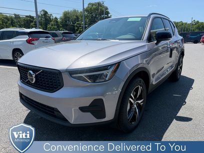 New 2026 Volvo XC40 B5 Core w/ Protection Package Premier