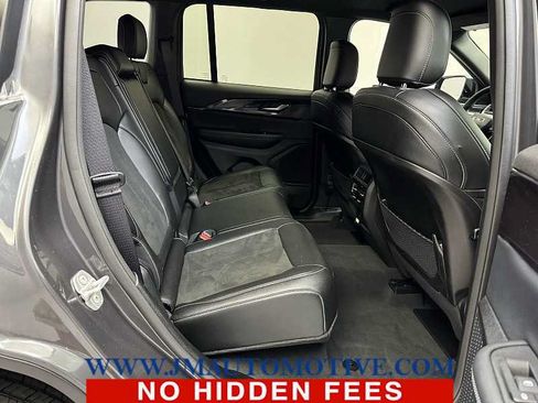 Used 2023 Jeep Grand Cherokee Altitude AWD/4WD image 17
