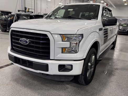 Used 2015 Ford F150 XLT w/ Equipment Group 302A Luxury image 30