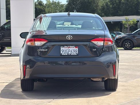 Used 2024 Toyota Corolla LE FWD image 5