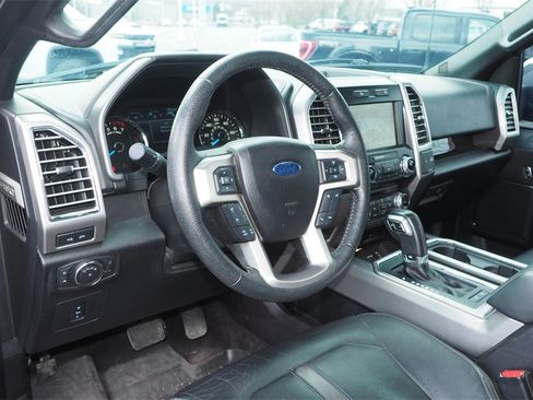 Used 2015 Ford F150 Platinum w/ Equipment Group 701A Luxury image 11