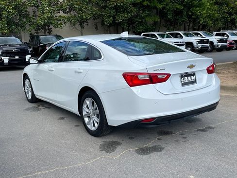 Used 2025 Chevrolet Malibu LT FWD image 5