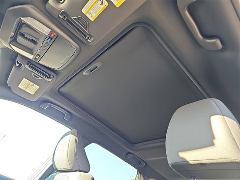 New 2026 Subaru Forester Premium image 31