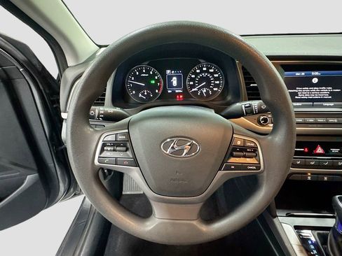 Used 2018 Hyundai Elantra SEL w/ Cargo Package image 7